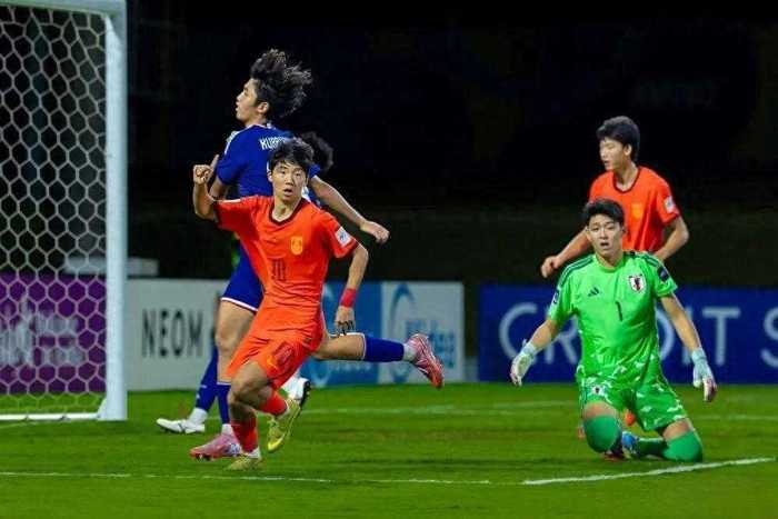 战术决策饱受争议！国少憾负劲敌 本土评论人直指外教疑点重重